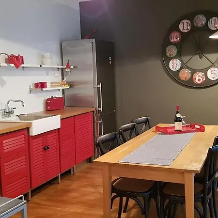 Apartment Large 2-bedroom Centre Art Sofia