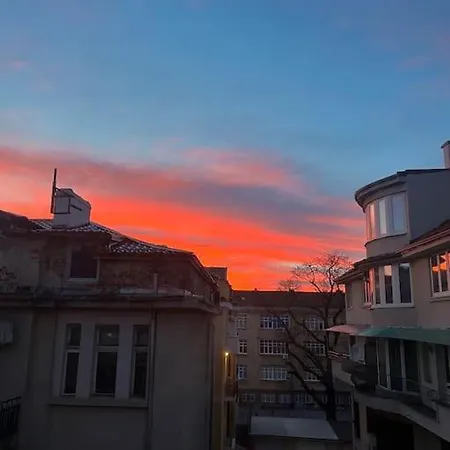 Appartamento Large 2-bedroom Centre Art Sofia